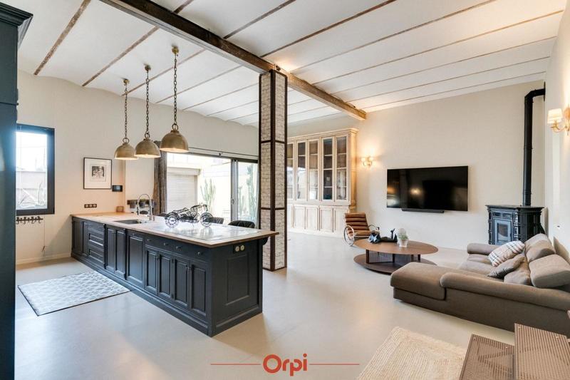 Maison - 199 m² - 5 pièces