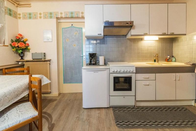 Maison - 1 000 m² - 25 pièces