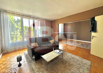 Appartement - 84 m² - 4 pièces