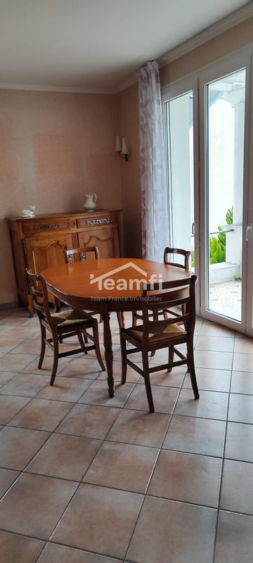 Maison - 180 m² - 5 pièces