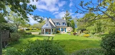 Maison - 184 m² - 7 pièces