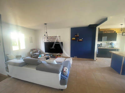 Maison - 86 m² - 5 pièces