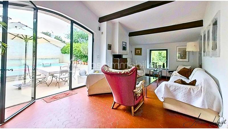 Moulin - 187 m² - 4 pièces