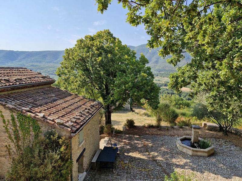 Demeure - 390 m² - 17 pièces