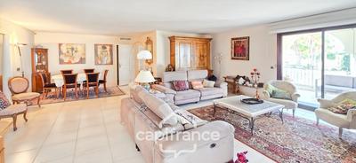 Appartement - 130 m² - 4 pièces