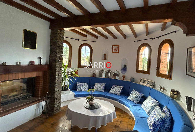 Villa - 226 m² - 8 pièces