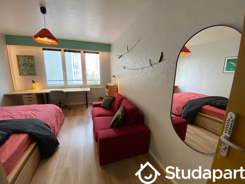 Chambre - 17 m² - 1 pièce