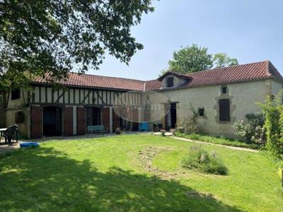 Maison - 190 m² - 7 pièces