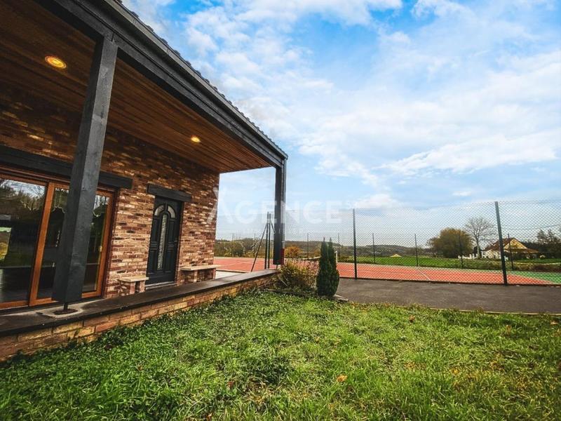 Maison - 156 m² - 4 pièces