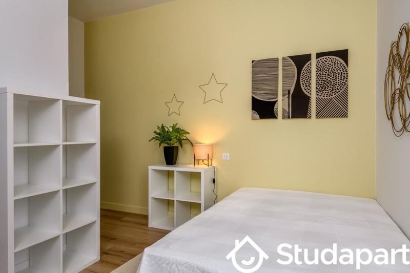 Chambre - 10 m² - 1 pièce