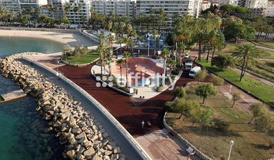 Parking / Garage - 16 m²