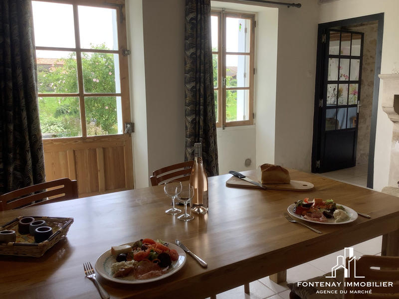 Maison ancienne - 176 m² - 7 pièces