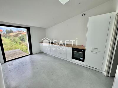 Maison de ville - 134 m² - 6 pièces