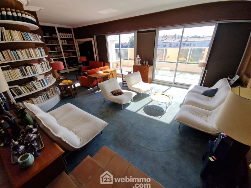 Appartement - 237 m² - 5 pièces