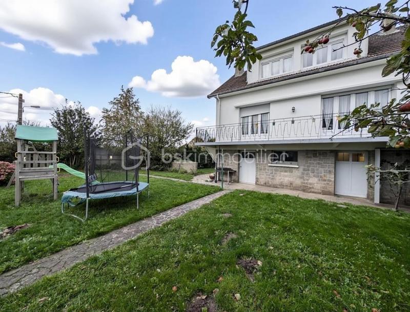 Maison - 132 m² - 7 pièces