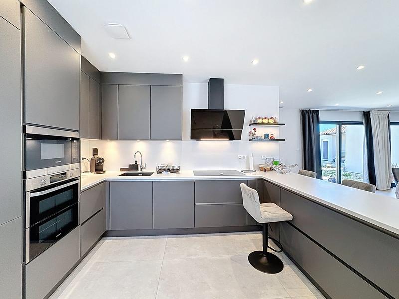 Maison - 130 m² - 5 pièces