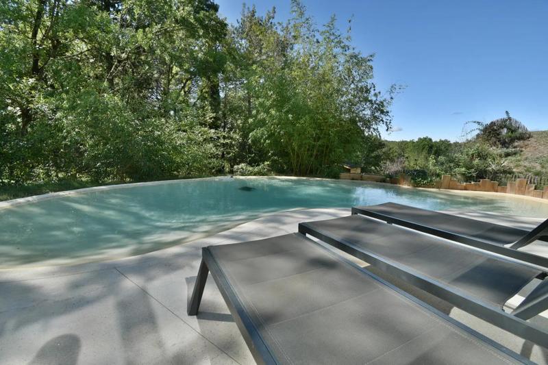 Mas - 296 m² - 8 pièces