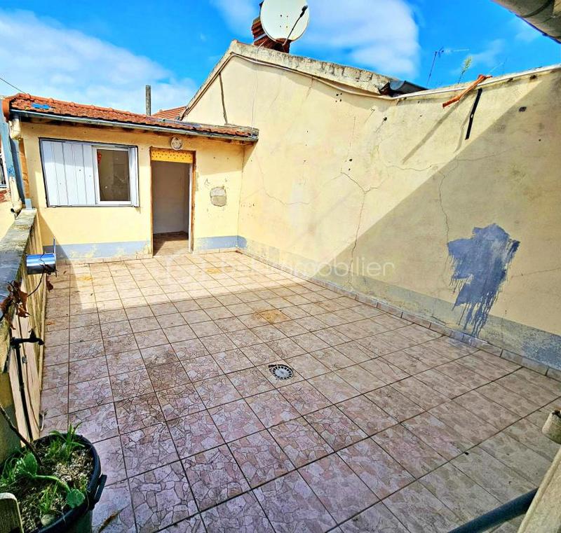 Immeuble - 200 m² - 6 pièces