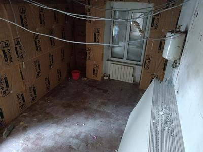 Appartement - 81 m² - 7 pièces