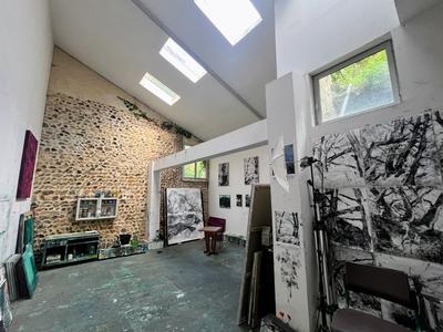 Loft - 181 m² - 5 pièces