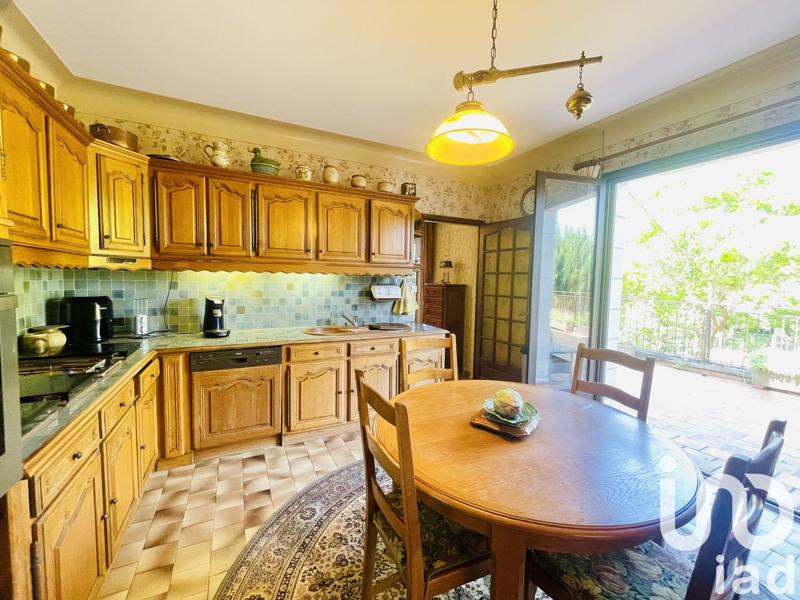 Maison de maîtres - 299 m² - 11 pièces