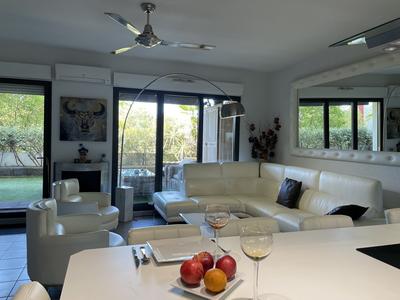 Appartement - 96 m² - 4 pièces