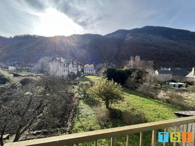 Maison - 133 m² - 6 pièces