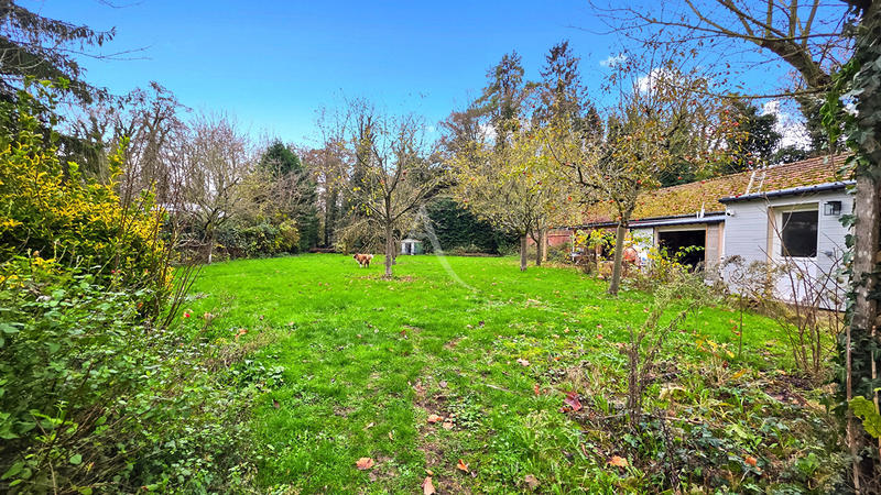 Maison - 350 m² - 8 pièces