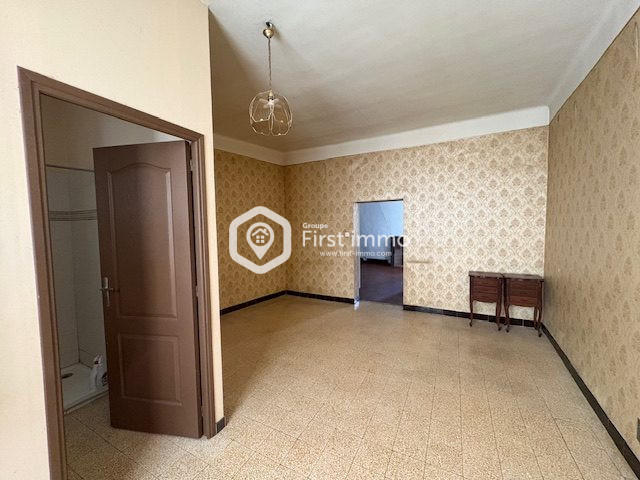 Maison ancienne - 220 m² - 7 pièces