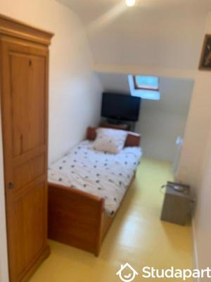 Chambre - 9 m² - 1 pièce