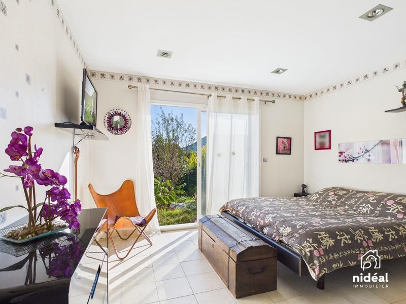 Villa - 150 m² - 4 pièces