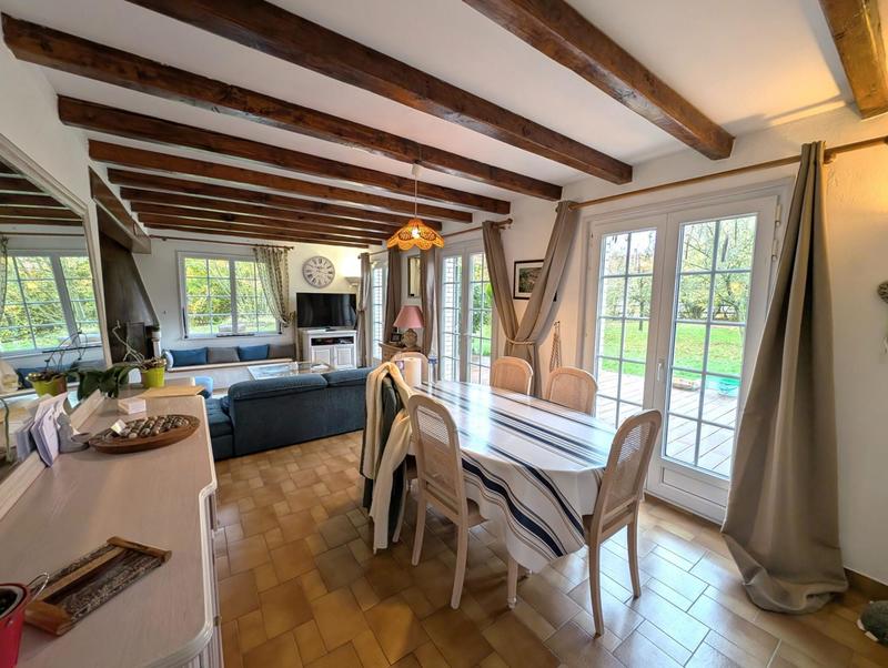 Maison - 146 m² - 7 pièces