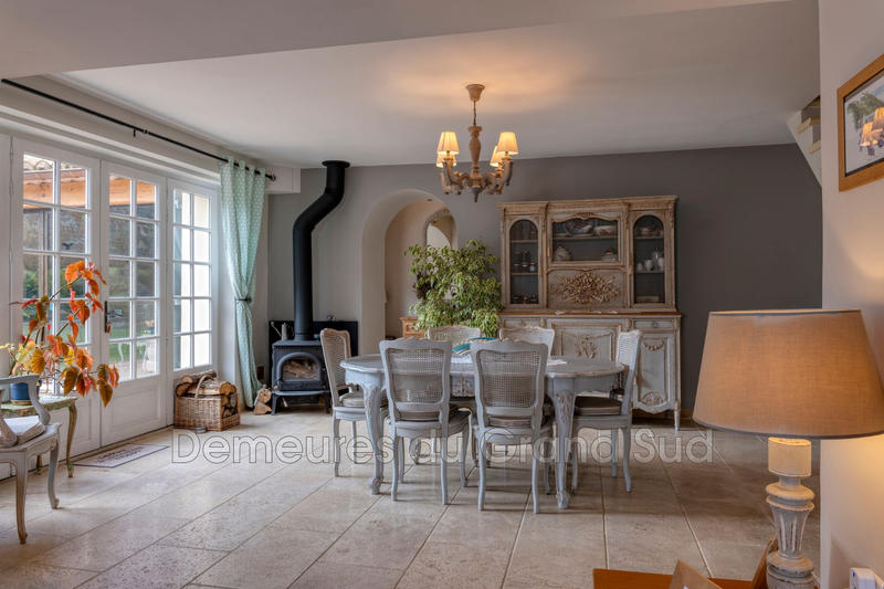 Bastide - 370 m² - 11 pièces