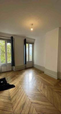Appartement - 66 m² - 2 pièces
