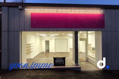 Local commercial - 73 m² - 3 pièces