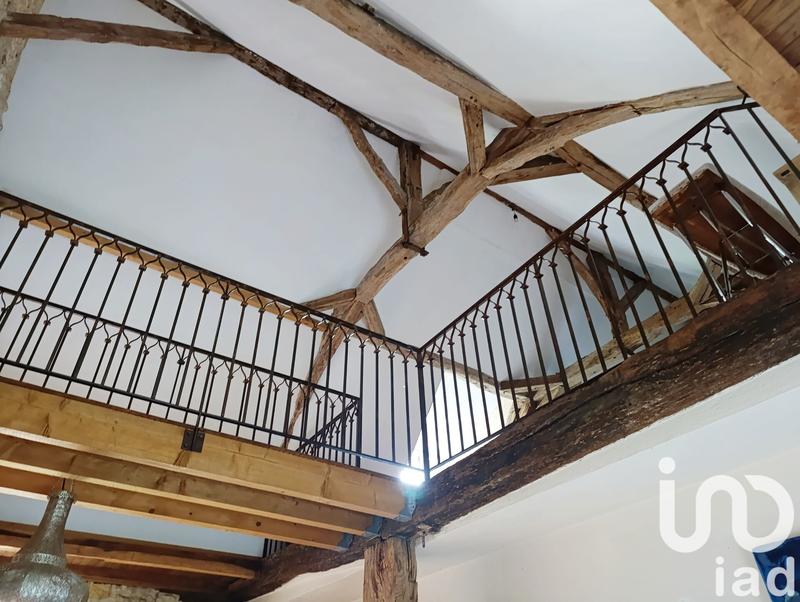 Maison - 230 m² - 7 pièces