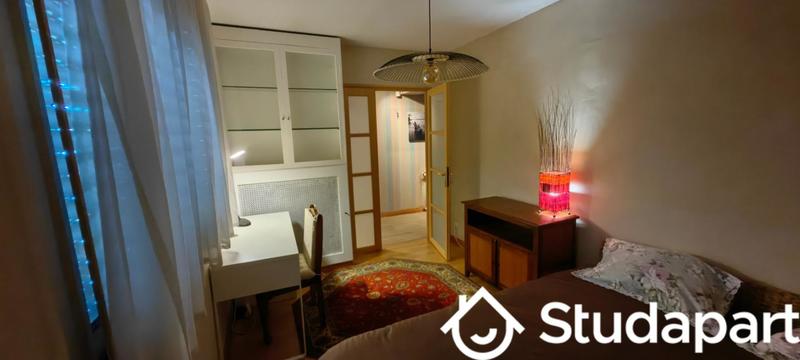 Chambre - 15 m² - 1 pièce