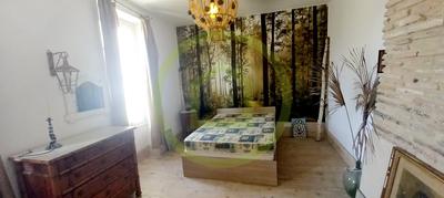 Maison - 374 m² - 14 pièces