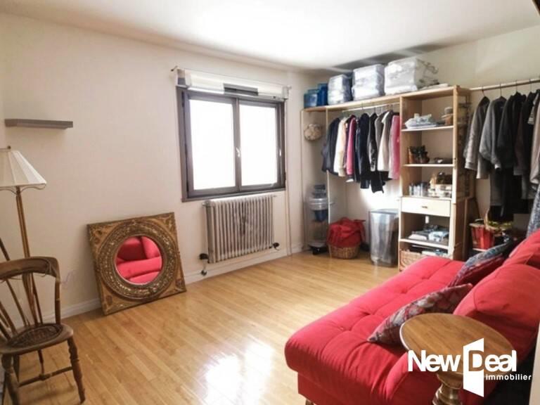 Pavillon - 170 m² - 7 pièces