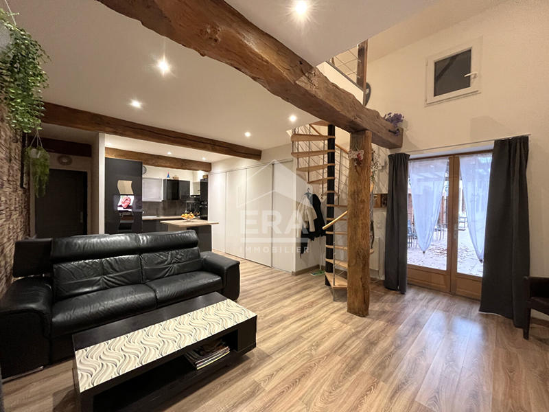 Maison - 480 m² - 14 pièces