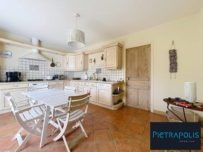 Maison ancienne - 167 m² - 6 pièces