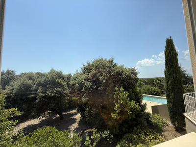 Maison - 240 m² - 7 pièces