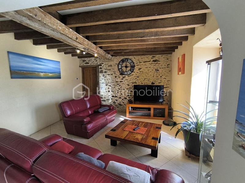 Maison en pierre - 172 m² - 6 pièces