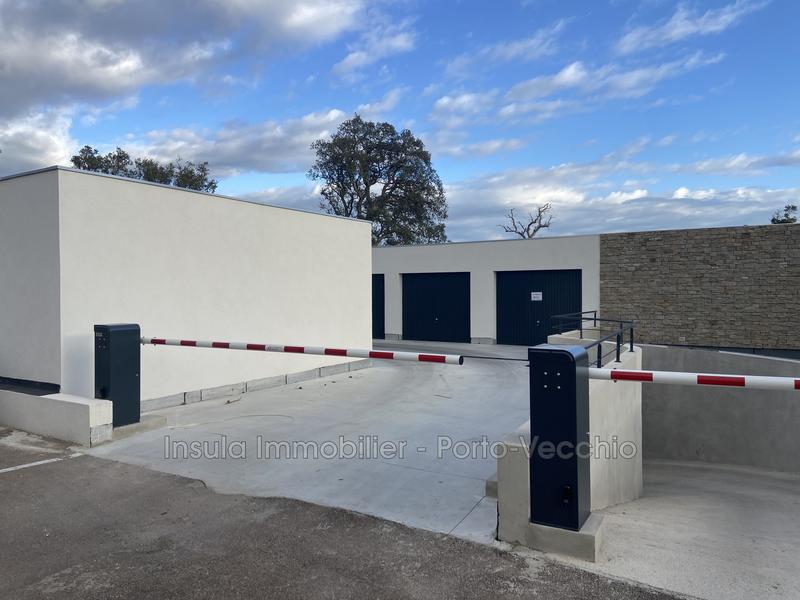 Parking / Garage - 18 m²