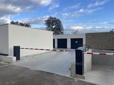 Parking / Garage - 18 m²