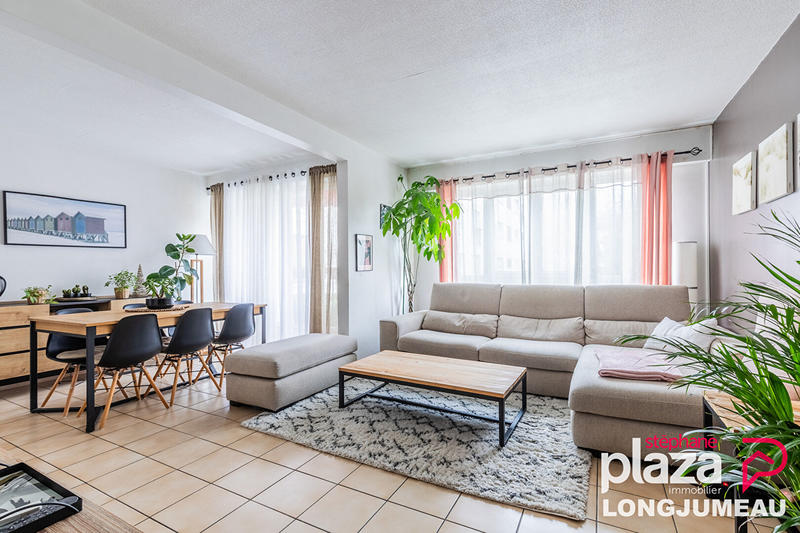 Appartement - 87 m² - 5 pièces