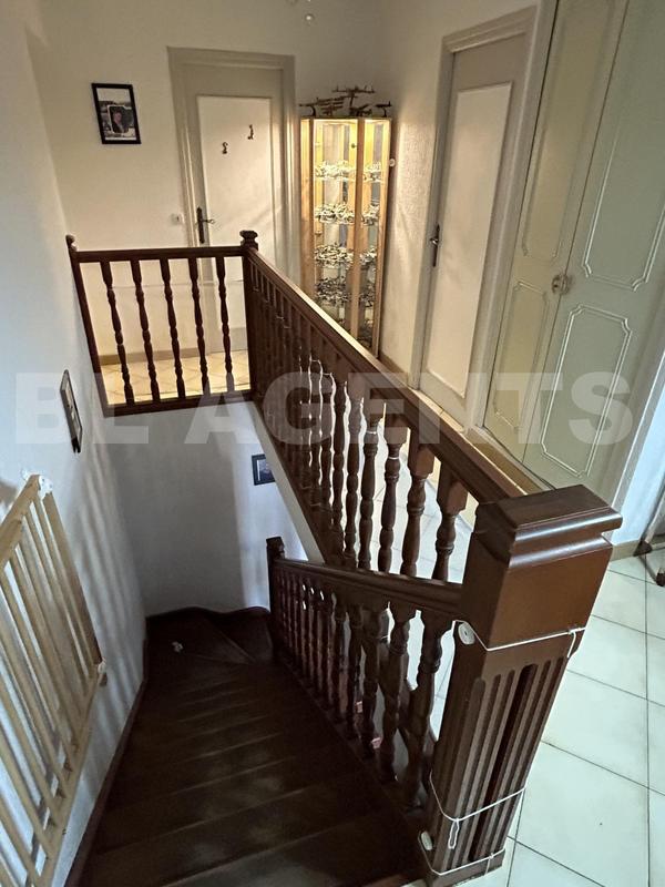 Maison - 165 m² - 5 pièces