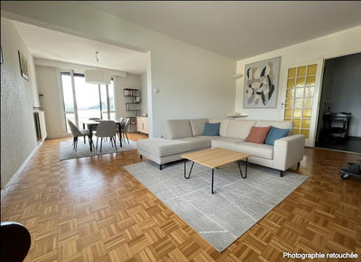 Appartement - 95 m² - 5 pièces