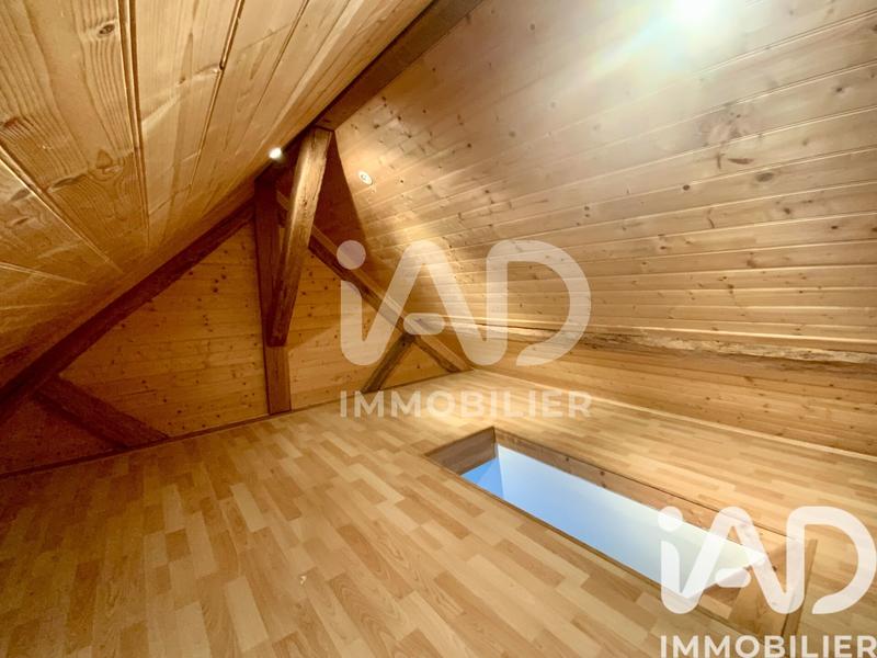 Maison - 139 m² - 5 pièces