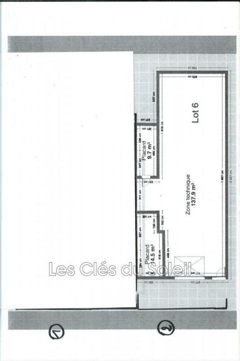 Entrepôt - 155 m²